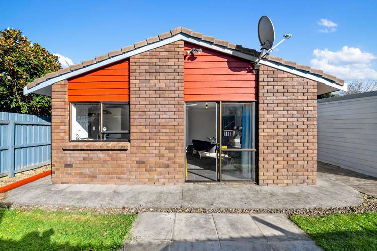2/20 Alexander Street Papakura_12
