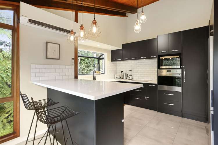 39 West Lynn Road Titirangi_6