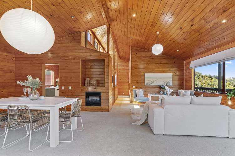 14a Domanski Crescent Owhiro Bay_2