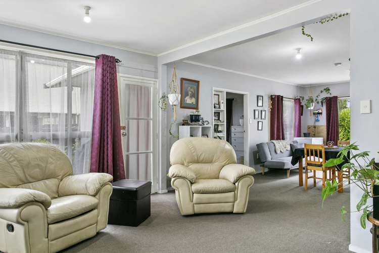 1/39 Kotare Street Hilltop_6