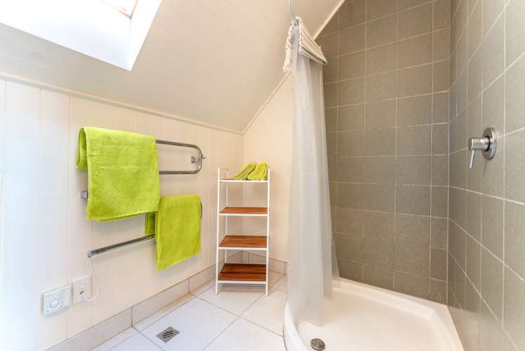 78 Queens Drive Oneroa_17