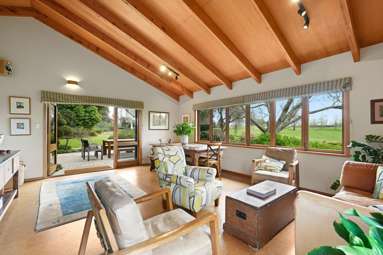 494 Lake Road_4