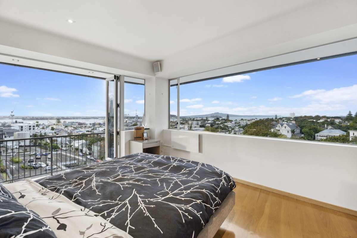 51/258 Parnell Road_4