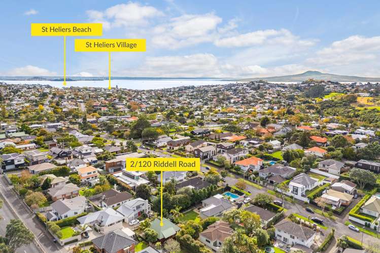 2/120 Riddell Road Glendowie_19