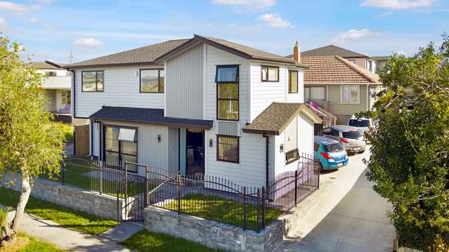 5 Bedroom Dream Home in Manurewa