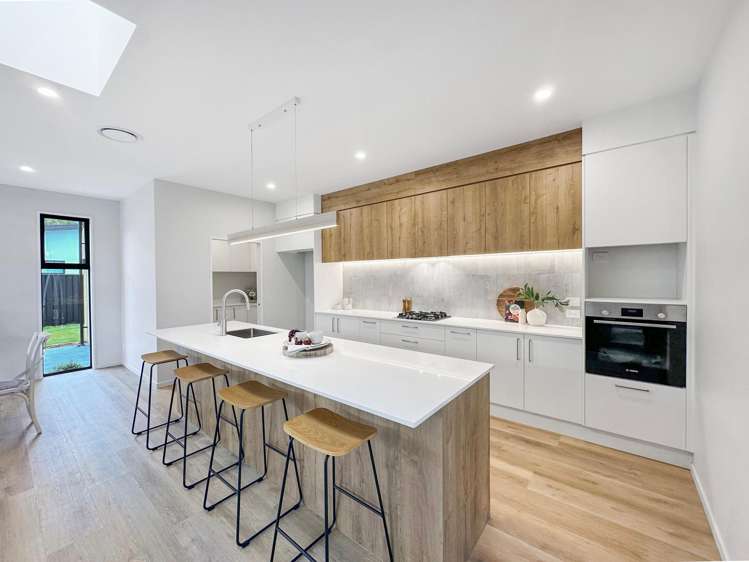 16 Elsie Lange Way Casebrook_4