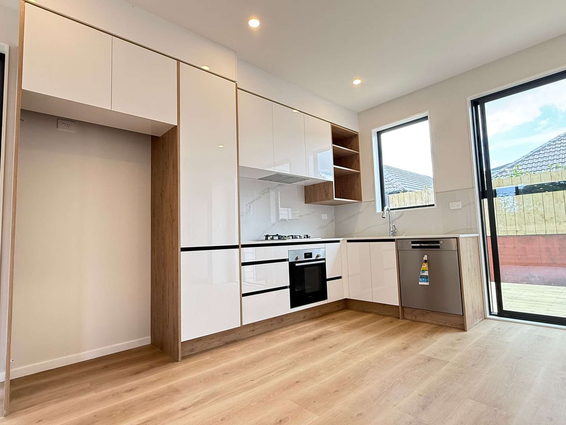 7 Preston Avenue Mount Albert_0