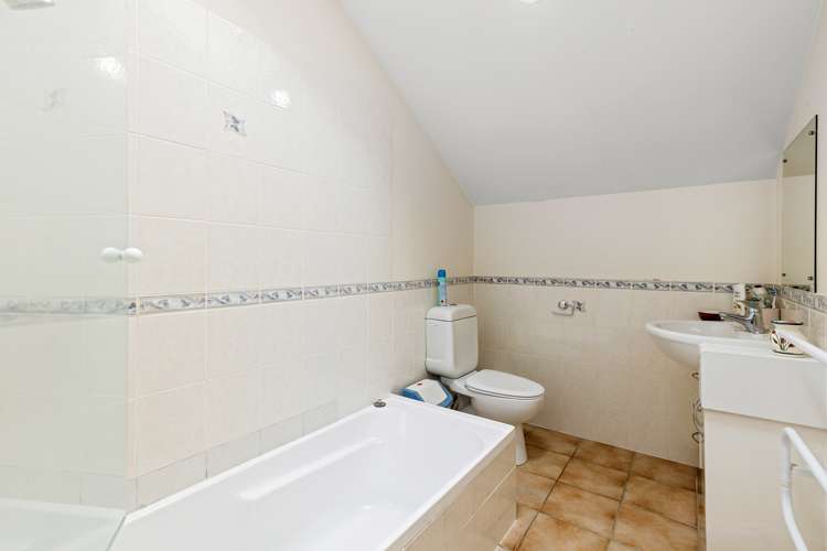 12/57 Gladstone Road Northcote_15