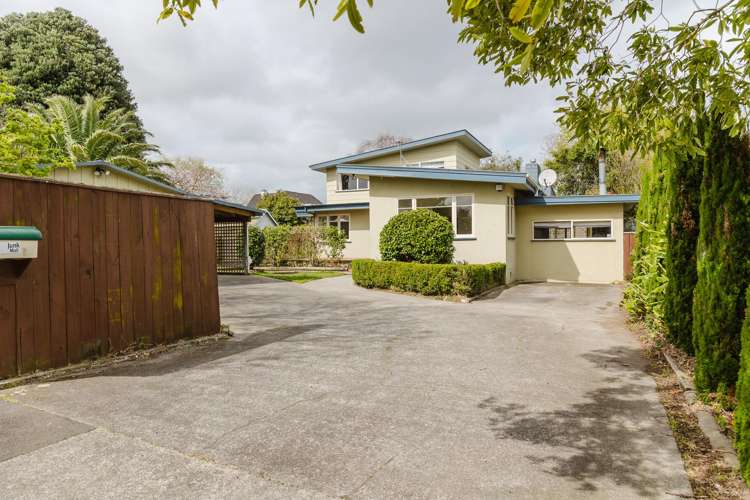 98 Florence Avenue Palmerston North Central_27
