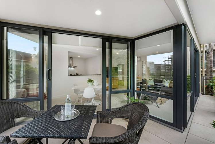 1B/5 Furneaux Way Remuera_2