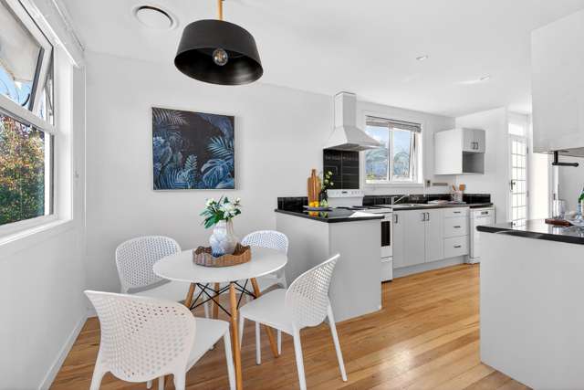 217 Dowse Drive Maungaraki_3