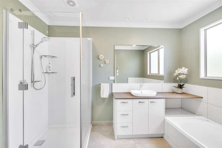 8 Dunvegan Place Harewood_13