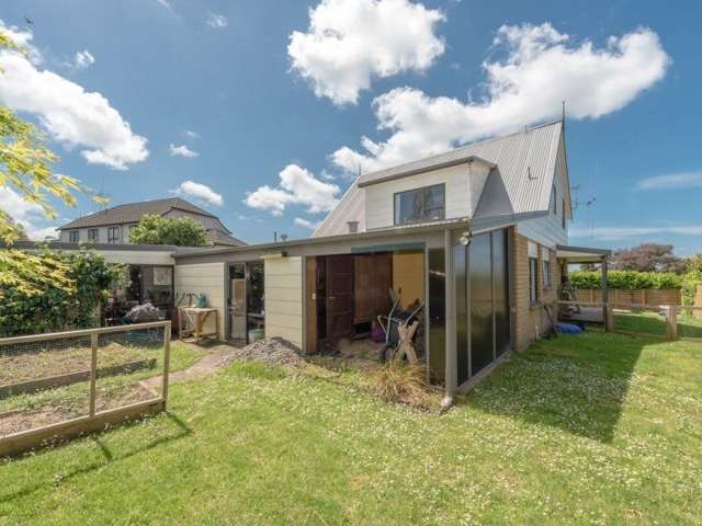 8 Houhere Place Pukete_2