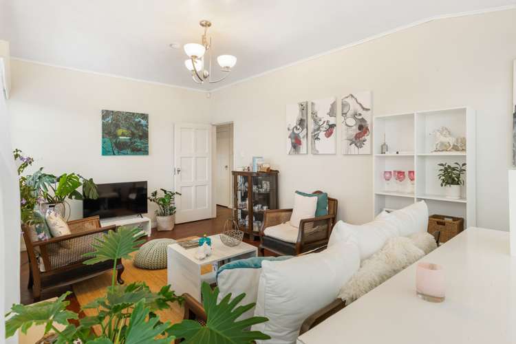 119 Point Chevalier Road Point Chevalier_5