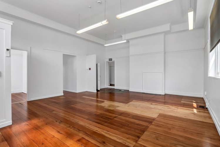 175 + 175A High Street Eltham_27