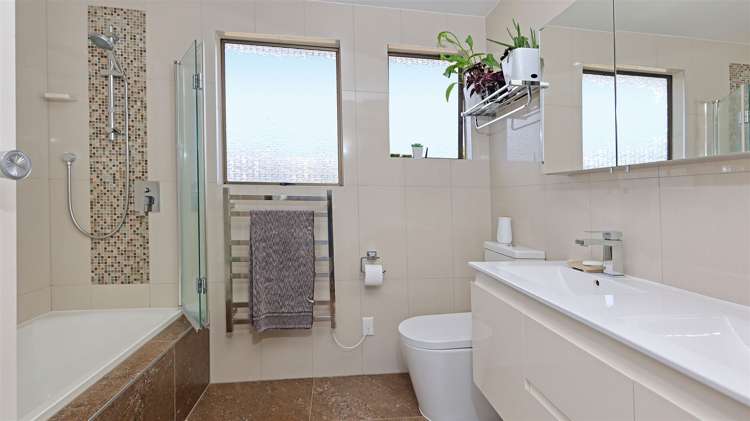 1/56 Woodglen Road Glen Eden_21