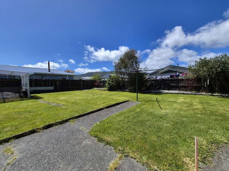 143 Shakespeare Street Greymouth_16