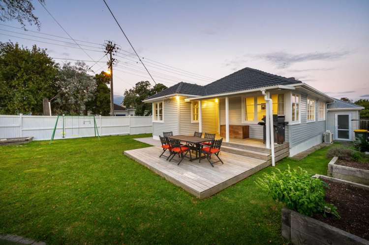 56 Golf Road New Lynn_1