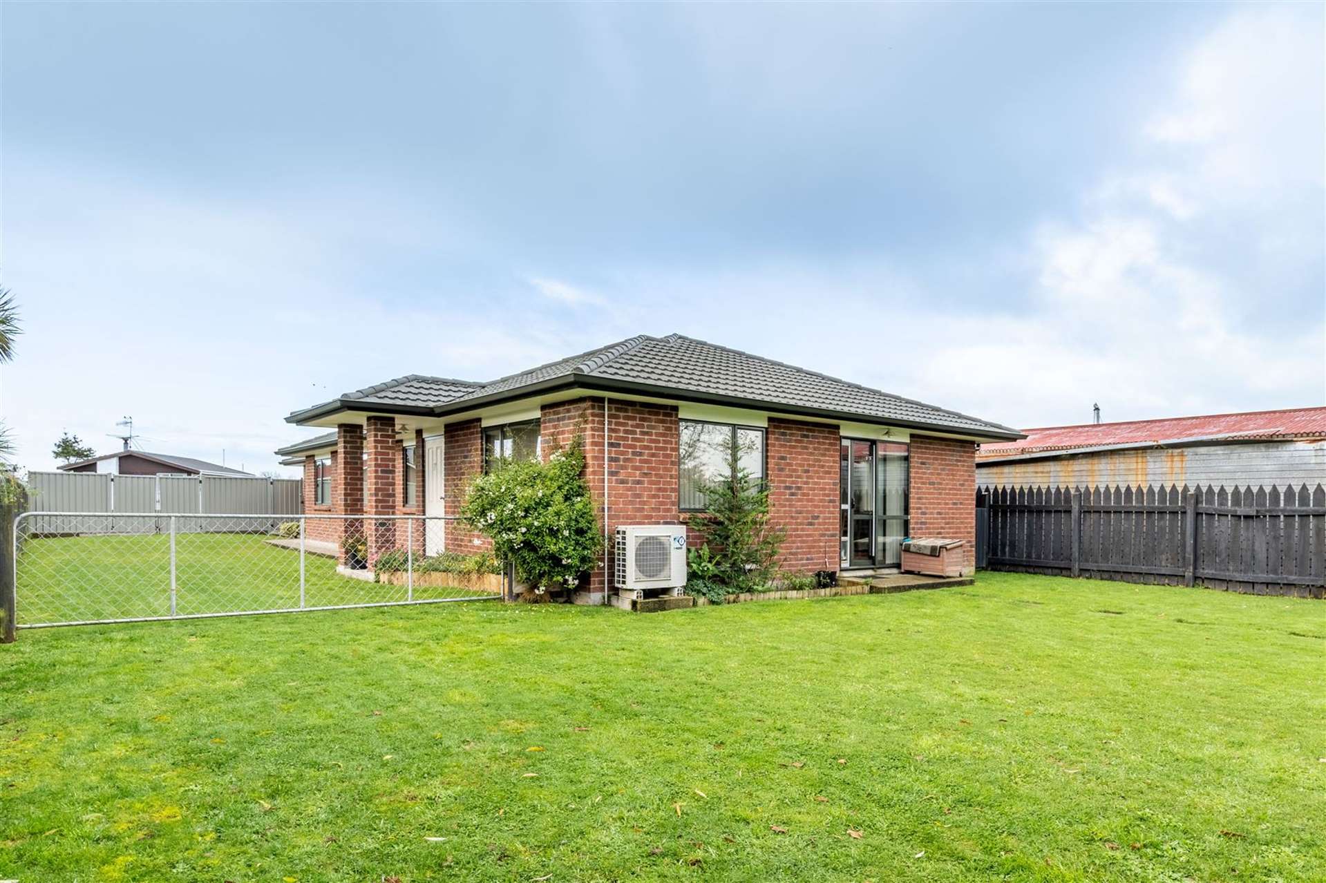 7 Crowther Crescent Heidelberg_0