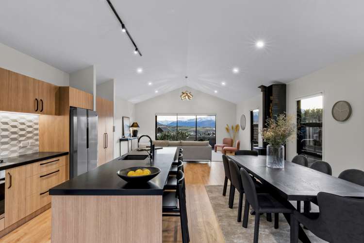 29 Glenfiddich Road Jacks Point_8