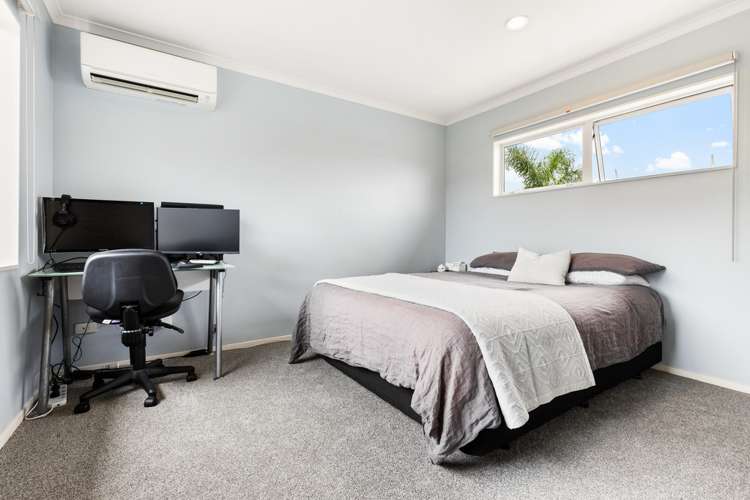 23 Huntington Park Drive Greenhithe_12