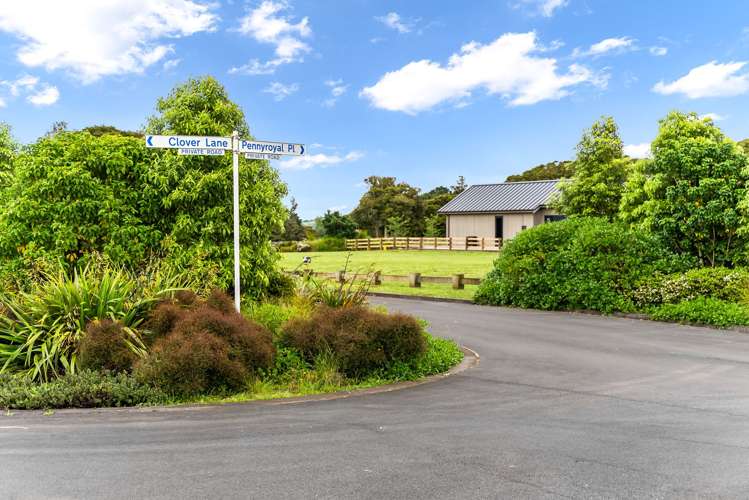 2 Pennyroyal Place_5