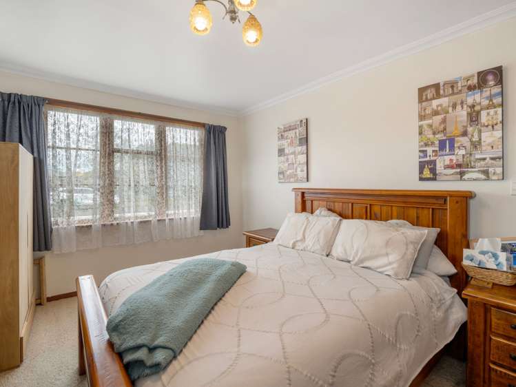 25 Vernon Avenue Takaro_18