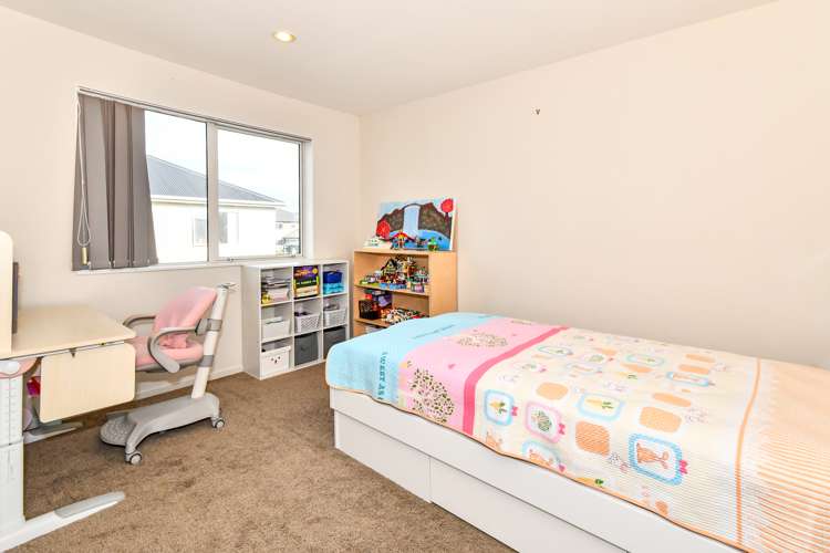 21 Rosewell Crescent Flat Bush_10