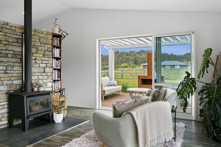 6 Kahikatea Drive Kinloch_10