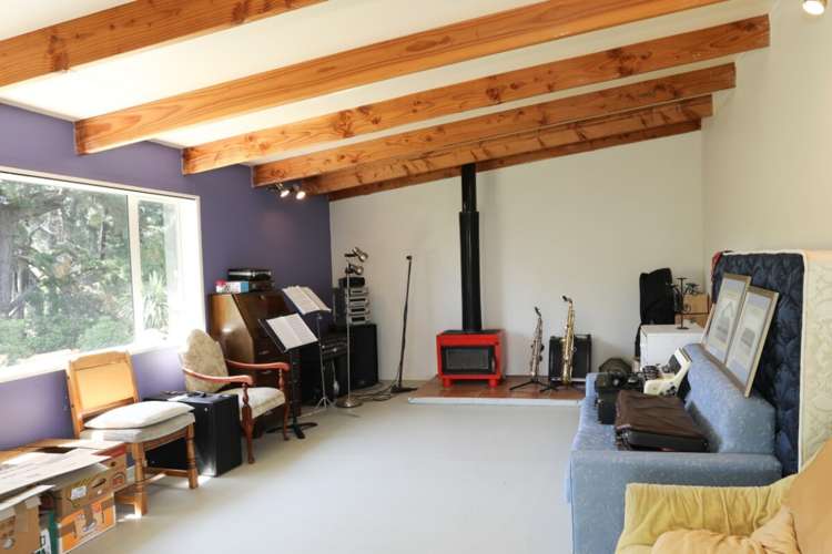 722 Cathedral Road Domett_16