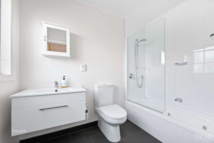 28a Penrose Street Woburn_14