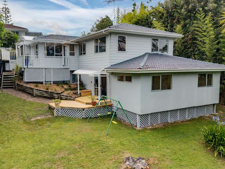 8 Airey Place Torbay_18