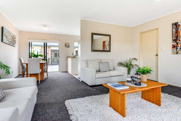 64 Brymer Road Grandview Heights_8