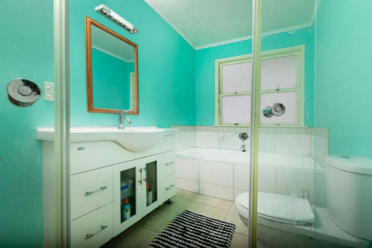 17 Divich Avenue Te Atatu South_21