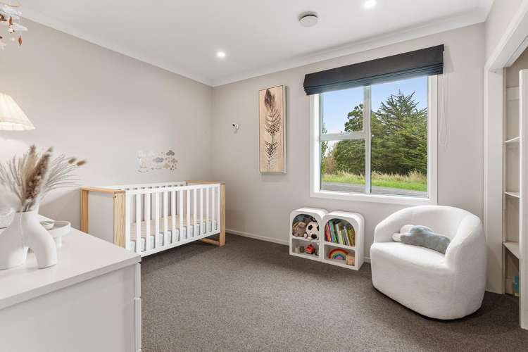 8 Weir Street Green Island_24