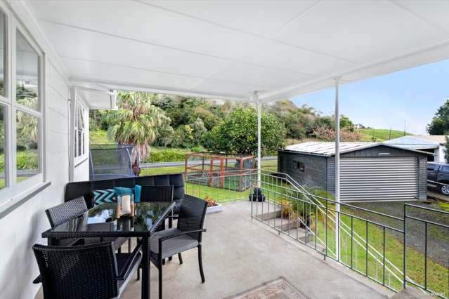 15 Lipscombe Road Kaiaua_2