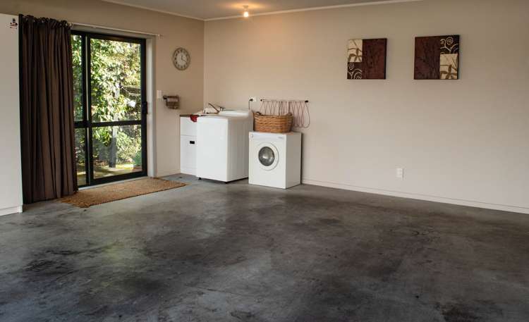 122a Upper Plain Road Masterton_21