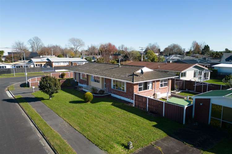 1 Fernleigh Street Chartwell_26