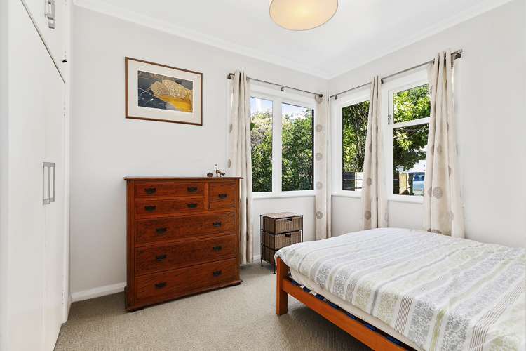 273 Queens Drive Lyall Bay_7