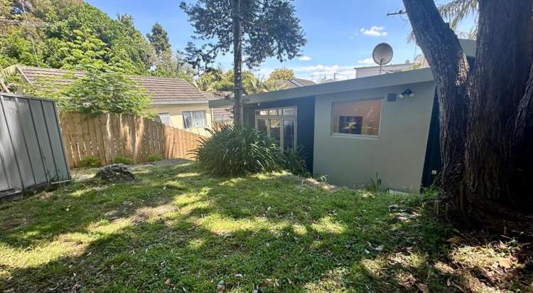 82 Taylors Road Mount Albert_15