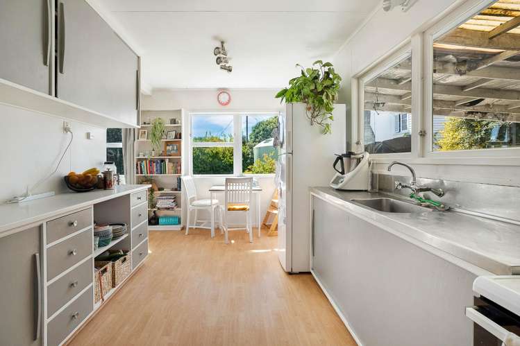 89 Weka Road Tasman_5