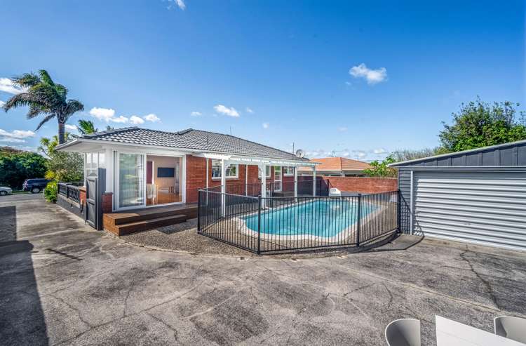 7 Pooley Street Pakuranga Heights_27