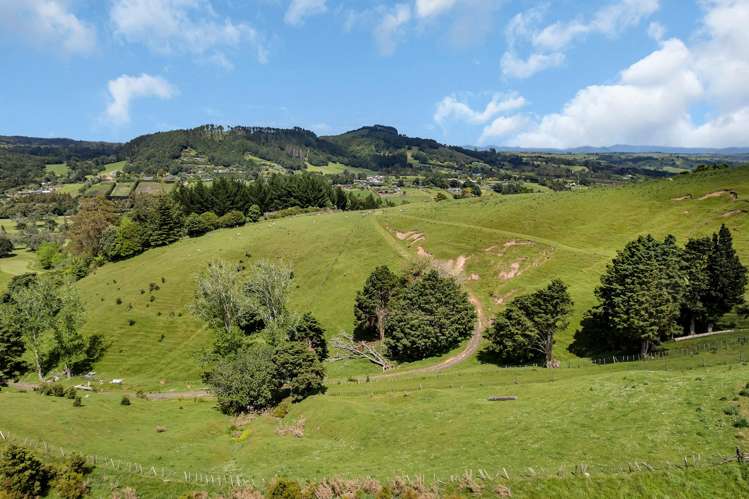 75 Parakiore Road Ngararatunua_21