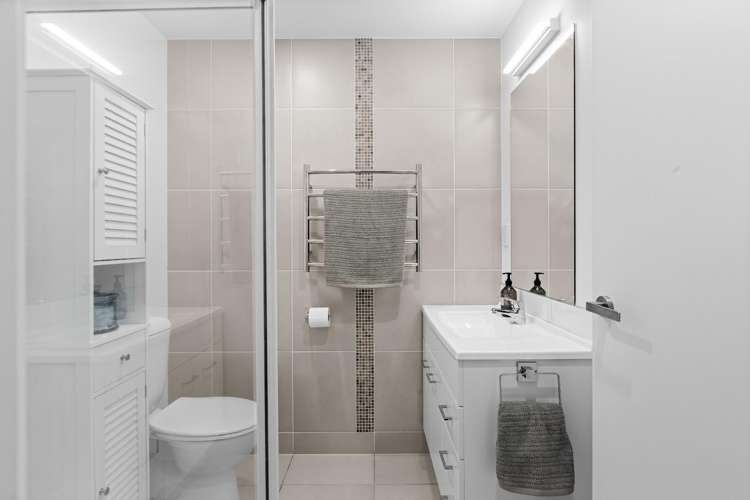 Apt 115/17 Link Crescent Stanmore Bay_13