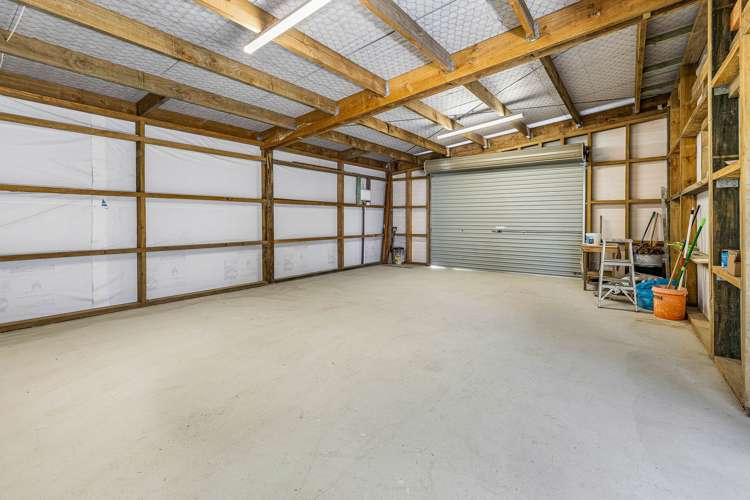 22 Brown Road Kaiwaka_11