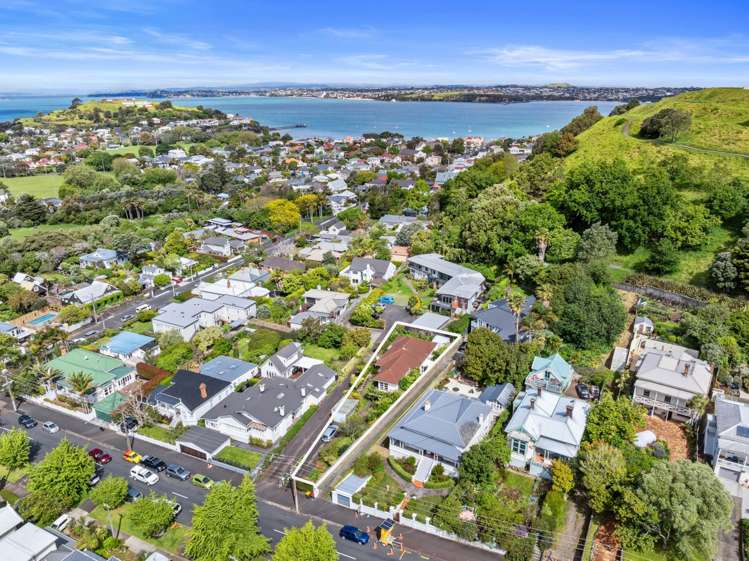 14 Albert Road Devonport_22