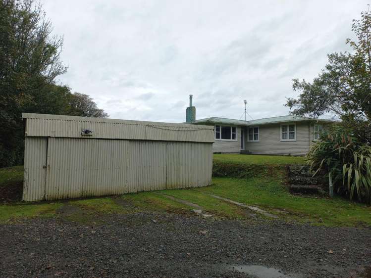 20 Pembroke Road East Stratford_11