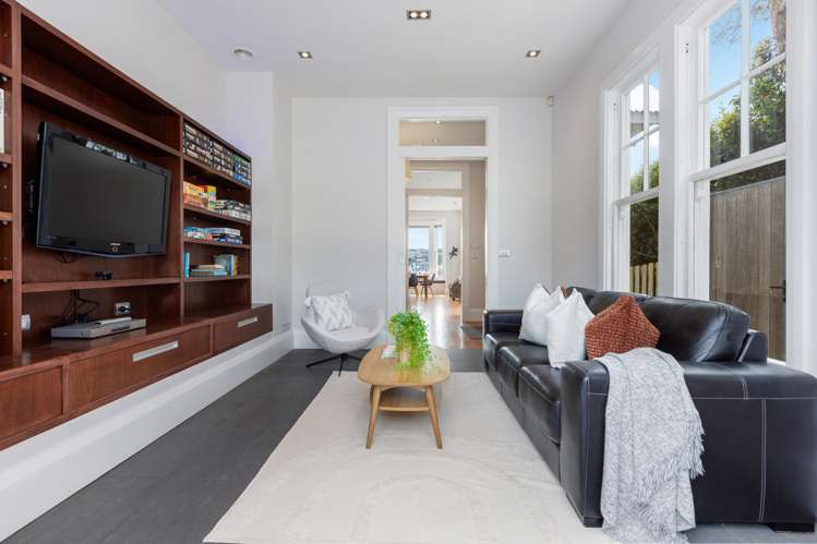 17 Austin Street Mount Victoria_14