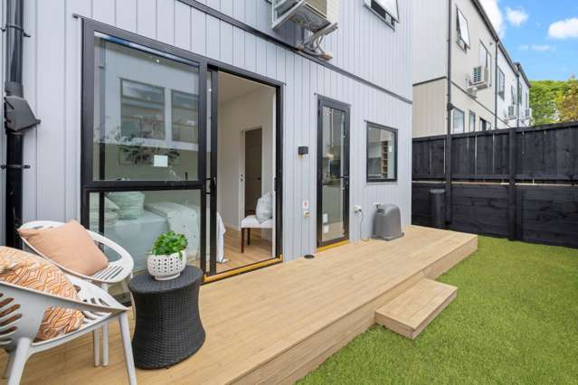 10 Bagnall Avenue Pt England_4