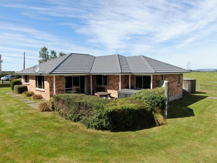 445 Aparima Road Otautau_1